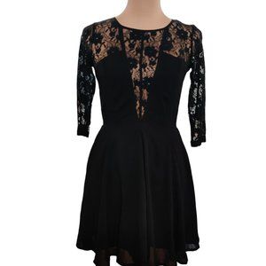 Lulus Womens Very Enticing Little Black Lace Dress Sexy Skater Skirt Flirty Sz S